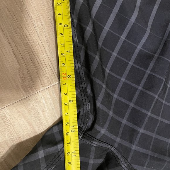 Hurley 34 Inch Black & Grey Stripe Board Shorts - Picture 7 of 11